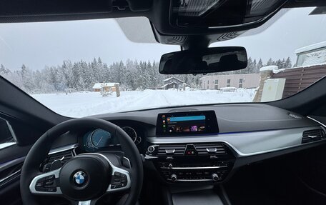 BMW 5 серия, 2017 год, 2 700 000 рублей, 2 фотография