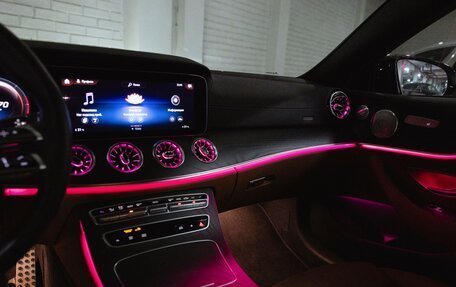 Mercedes-Benz E-Класс, 2022 год, 8 400 000 рублей, 28 фотография