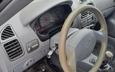 Hyundai Accent II, 2011 год, 330 000 рублей, 13 фотография