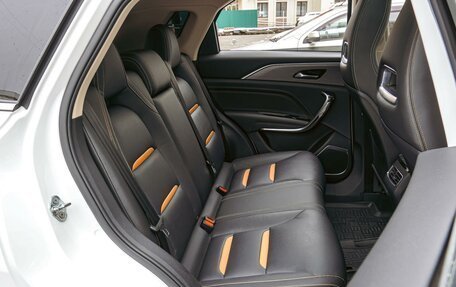 FAW Bestune T77, 2022 год, 1 590 000 рублей, 7 фотография