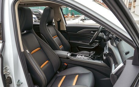 FAW Bestune T77, 2022 год, 1 590 000 рублей, 8 фотография