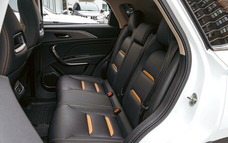 FAW Bestune T77, 2022 год, 1 590 000 рублей, 9 фотография