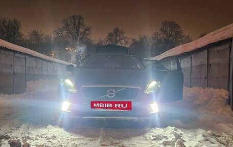 Volvo V40 Cross Country I, 2013 год, 1 510 000 рублей, 21 фотография