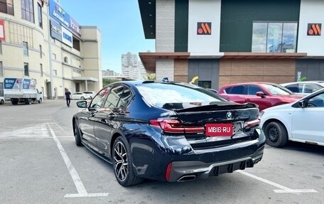 BMW 5 серия, 2021 год, 5 200 000 рублей, 4 фотография