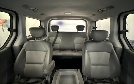 Hyundai Grand Starex Grand Starex I рестайлинг 2, 2010 год, 1 150 000 рублей, 10 фотография