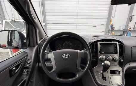 Hyundai Grand Starex Grand Starex I рестайлинг 2, 2010 год, 1 150 000 рублей, 8 фотография