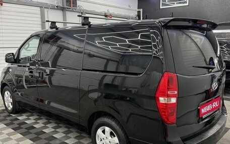 Hyundai Grand Starex Grand Starex I рестайлинг 2, 2010 год, 1 150 000 рублей, 5 фотография