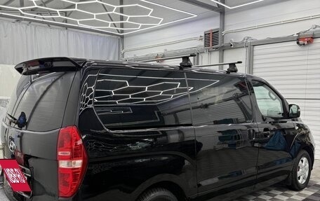 Hyundai Grand Starex Grand Starex I рестайлинг 2, 2010 год, 1 150 000 рублей, 6 фотография