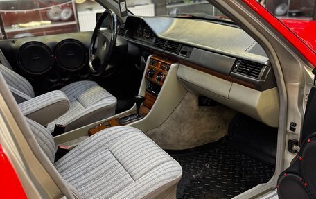 Mercedes-Benz W124, 1992 год, 850 000 рублей, 20 фотография