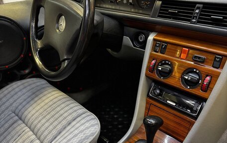 Mercedes-Benz W124, 1992 год, 850 000 рублей, 21 фотография