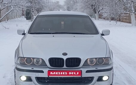 BMW 5 серия, 2000 год, 650 000 рублей, 1 фотография