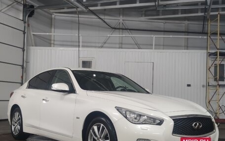 Infiniti Q50 I рестайлинг, 2017 год, 2 200 000 рублей, 3 фотография