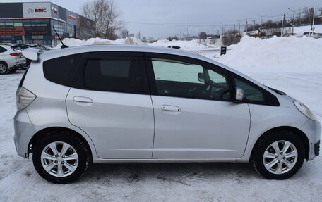 Honda Fit III, 2011 год, 547 000 рублей, 6 фотография