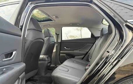 Hyundai Elantra, 2023 год, 1 751 000 рублей, 17 фотография