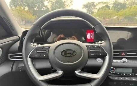 Hyundai Elantra, 2023 год, 1 751 000 рублей, 14 фотография