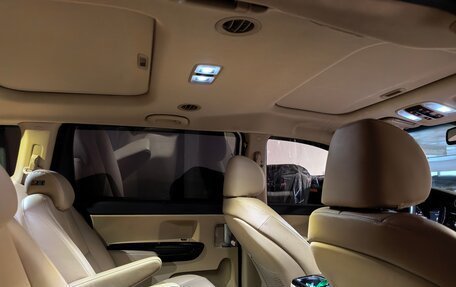 KIA Carnival III, 2018 год, 3 000 000 рублей, 5 фотография