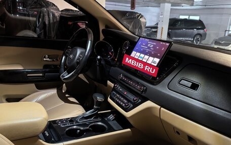 KIA Carnival III, 2018 год, 3 000 000 рублей, 4 фотография