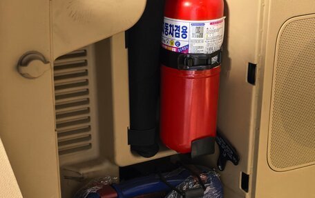 KIA Carnival III, 2018 год, 3 000 000 рублей, 13 фотография