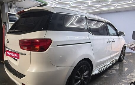 KIA Carnival III, 2018 год, 3 000 000 рублей, 14 фотография