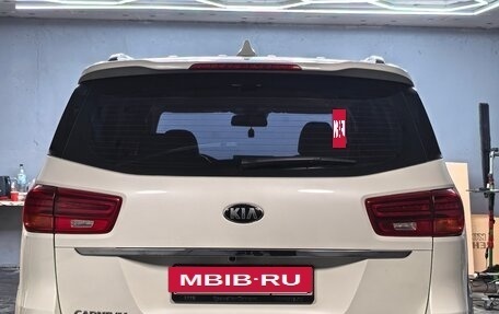 KIA Carnival III, 2018 год, 3 000 000 рублей, 11 фотография