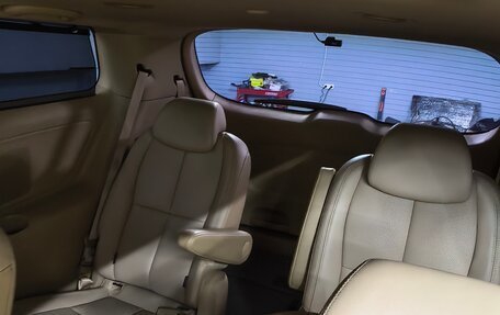 KIA Carnival III, 2018 год, 3 000 000 рублей, 30 фотография