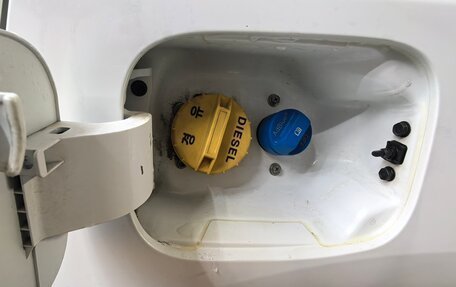 KIA Carnival III, 2018 год, 3 000 000 рублей, 25 фотография