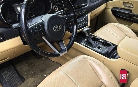 KIA Carnival III, 2018 год, 3 000 000 рублей, 27 фотография