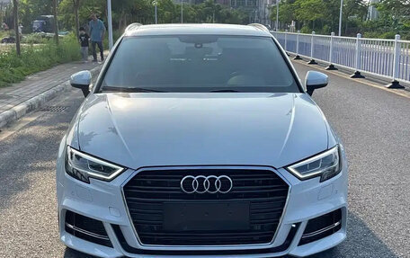 Audi A3, 2019 год, 1 379 099 рублей, 2 фотография