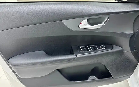 KIA K3, 2022 год, 1 190 000 рублей, 13 фотография