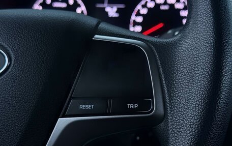 Hyundai Solaris II рестайлинг, 2018 год, 999 000 рублей, 17 фотография