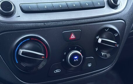 Hyundai Solaris II рестайлинг, 2018 год, 999 000 рублей, 20 фотография