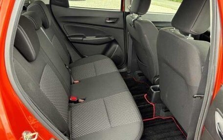 Suzuki Swift V, 2022 год, 1 420 000 рублей, 12 фотография