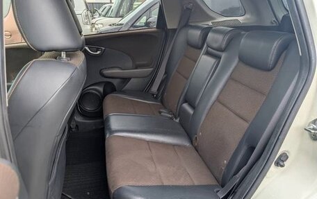 Honda Fit Shuttle I рестайлинг, 2015 год, 865 000 рублей, 18 фотография