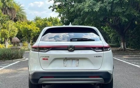 Honda Vezel, 2021 год, 1 435 000 рублей, 5 фотография