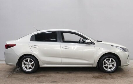 KIA Rio IV, 2017 год, 1 300 000 рублей, 4 фотография