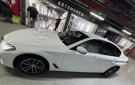 BMW 5 серия, 2021 год, 5 100 000 рублей, 2 фотография