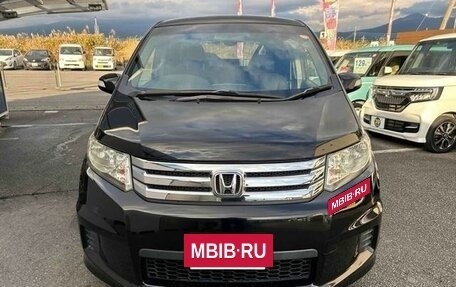 Honda Freed I, 2014 год, 862 000 рублей, 2 фотография
