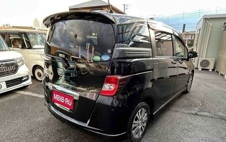 Honda Freed I, 2014 год, 862 000 рублей, 4 фотография