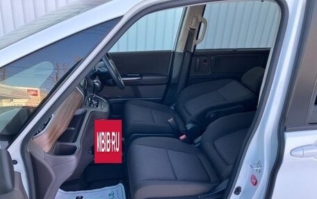 Honda Freed II, 2021 год, 1 270 000 рублей, 17 фотография