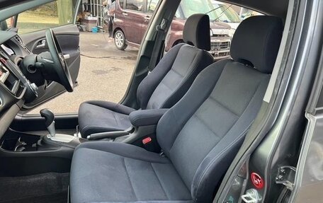 Honda Insight II рестайлинг, 2014 год, 745 000 рублей, 19 фотография