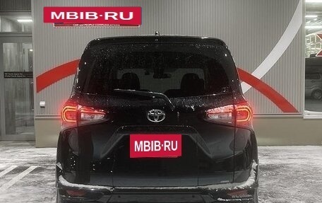 Toyota Sienta II, 2021 год, 1 275 000 рублей, 5 фотография