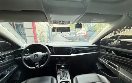 Volkswagen Passat B8 рестайлинг, 2021 год, 1 640 000 рублей, 8 фотография