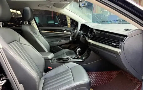 Volkswagen Passat B8 рестайлинг, 2021 год, 1 640 000 рублей, 10 фотография