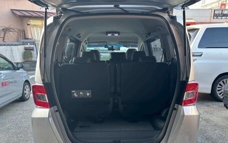 Honda Freed I, 2015 год, 845 000 рублей, 32 фотография