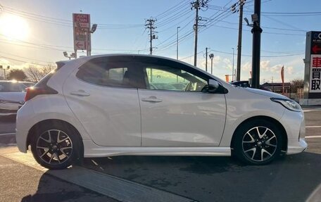 Toyota Yaris, 2022 год, 920 007 рублей, 6 фотография