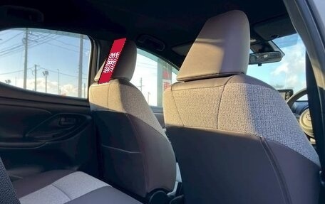 Toyota Yaris, 2022 год, 920 007 рублей, 23 фотография