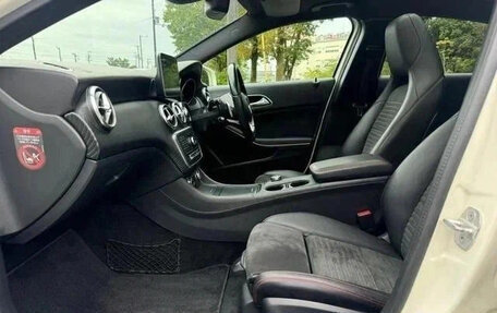 Mercedes-Benz A-Класс, 2017 год, 1 399 007 рублей, 33 фотография