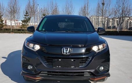 Honda Vezel, 2022 год, 1 645 153 рублей, 2 фотография
