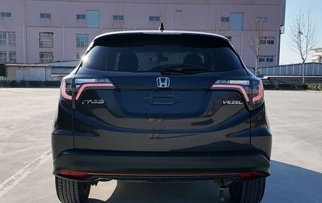 Honda Vezel, 2022 год, 1 645 153 рублей, 5 фотография