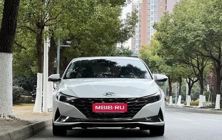 Hyundai Elantra, 2020 год, 1 320 000 рублей, 2 фотография
